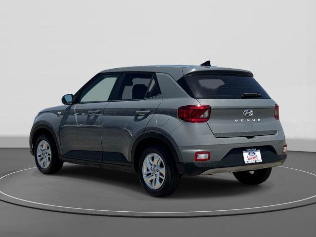 Used 2021 Hyundai Venue SE FWD image 7