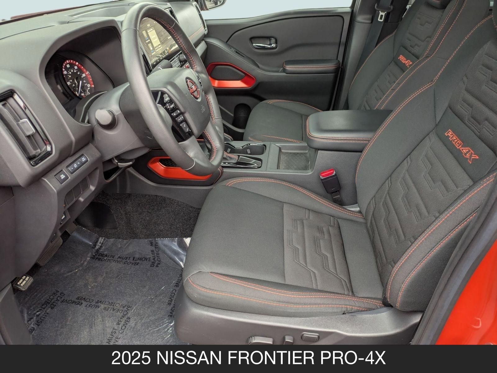 Used 2025 Nissan Frontier PRO-4X image 14