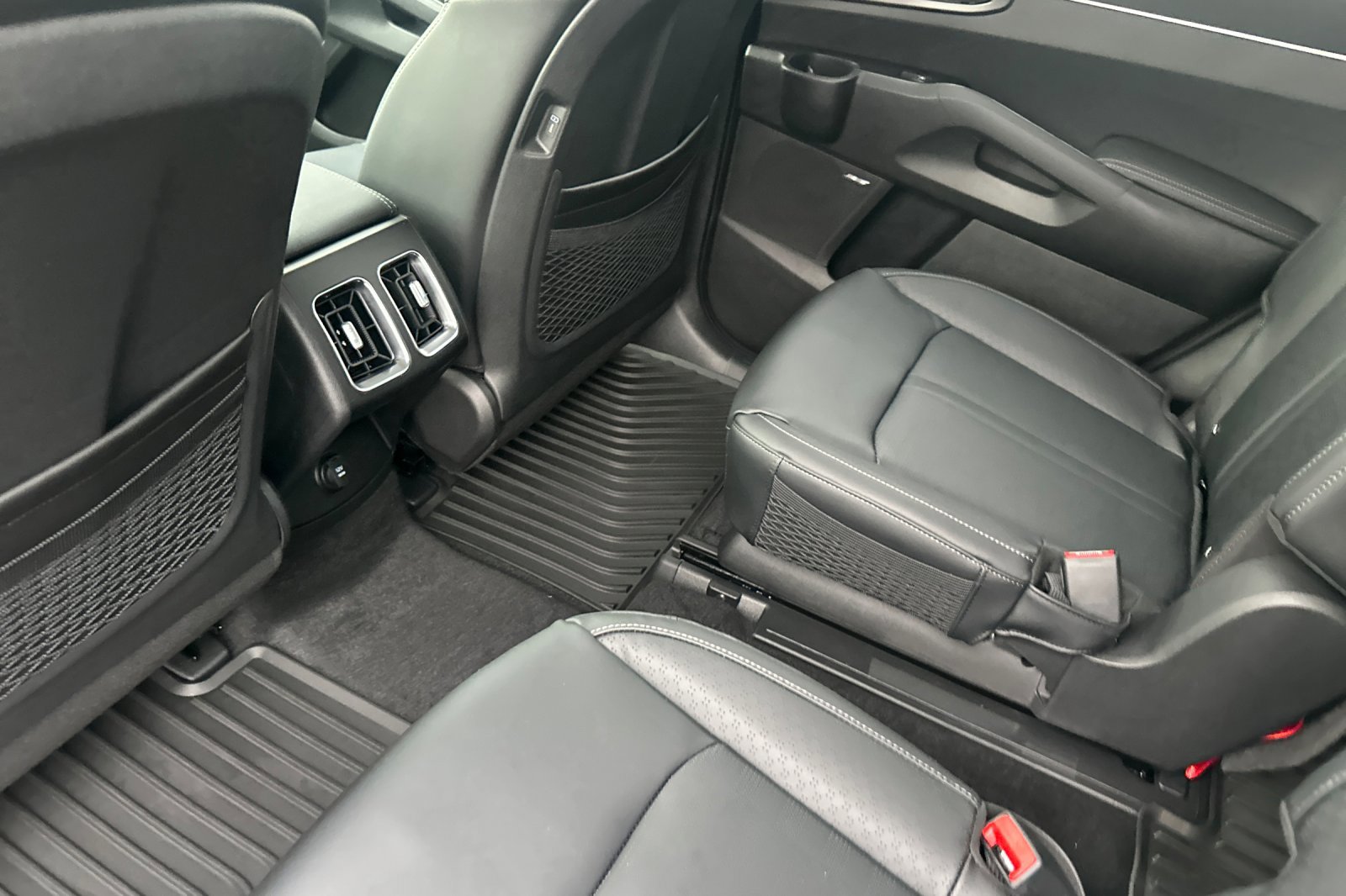 New 2026 Kia Sorento EX image 13