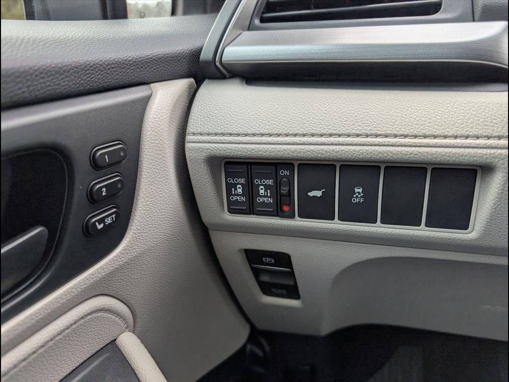 New 2026 Honda Odyssey EX-L image 14