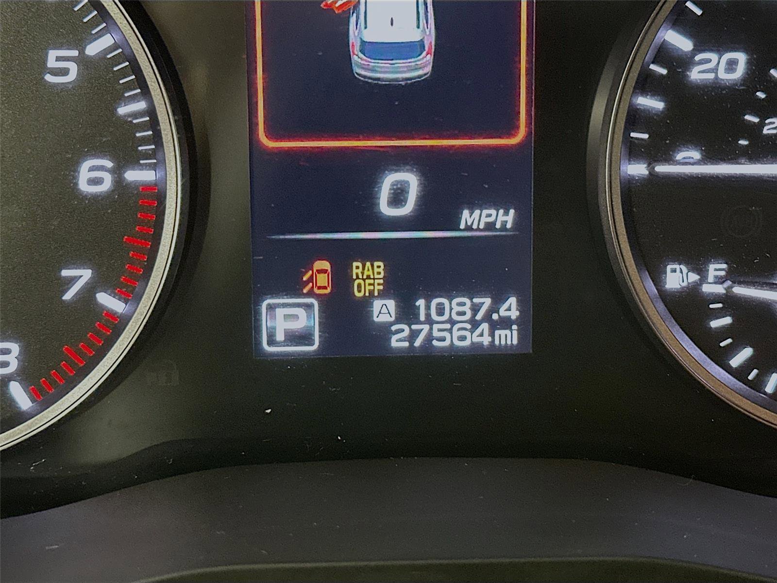 Used 2024 Subaru Ascent Premium w/ Convenience Package image 19