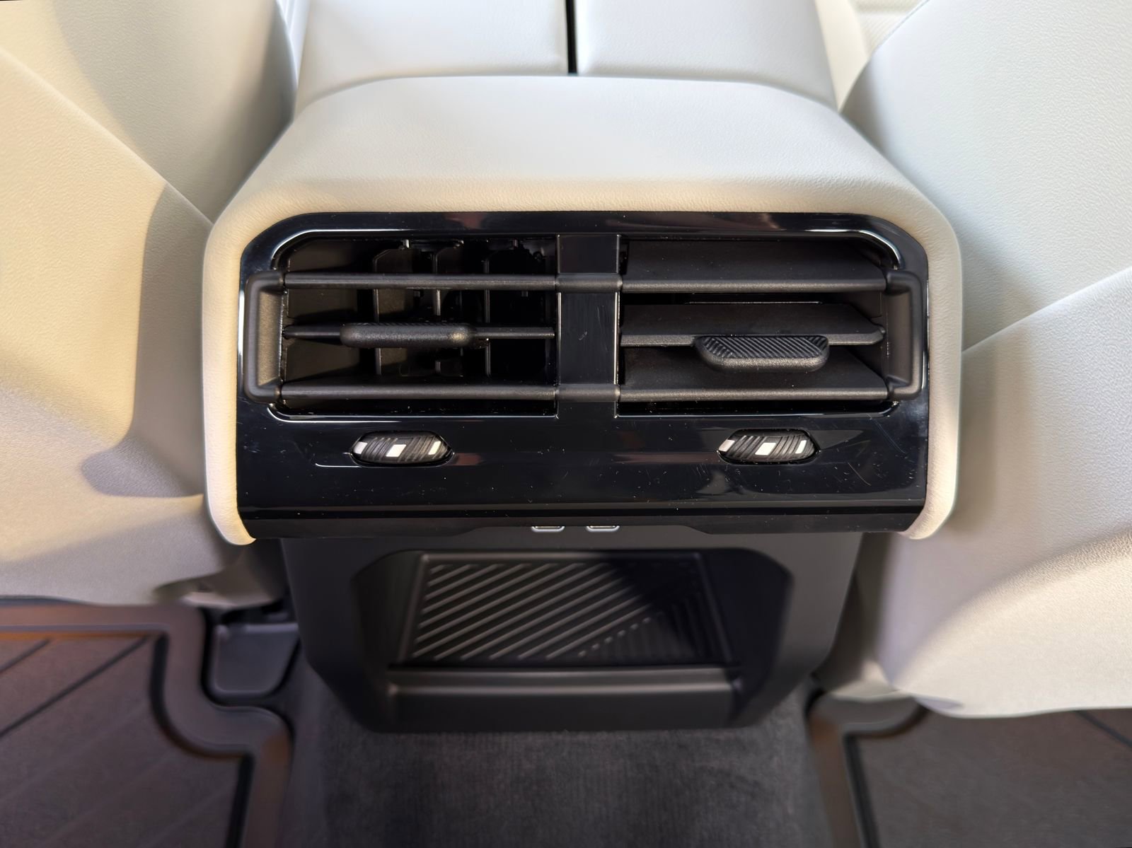 New 2026 BMW 530i w/ Premium Package image 16