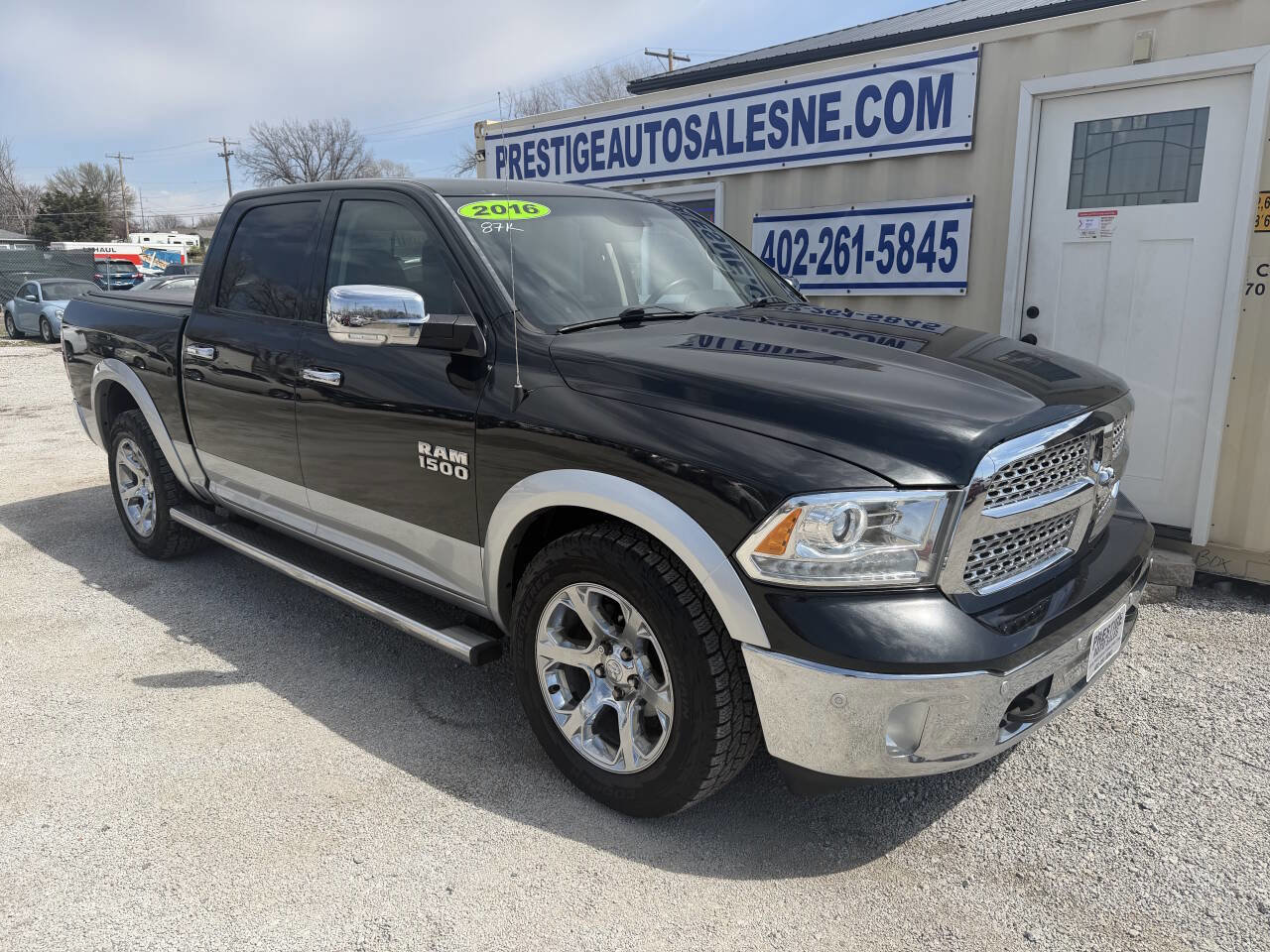 Used 2016 RAM 1500 Laramie w/ Convenience Group AWD/4WD image 1