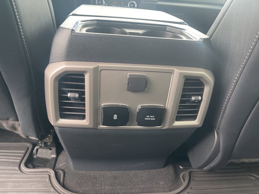 Used 2022 Ford F450 Lariat w/ Lariat Ultimate Package AWD/4WD image 19