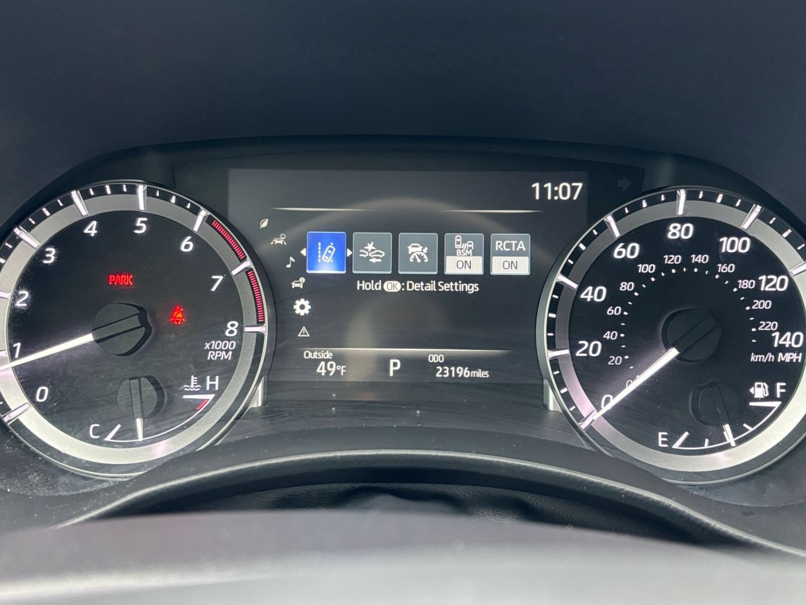 Used 2025 Toyota Highlander LE FWD image 38