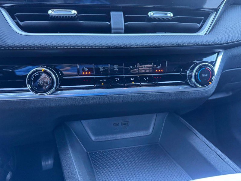 New 2026 Chevrolet Equinox LT w/ Safety and Technology Package image 13
