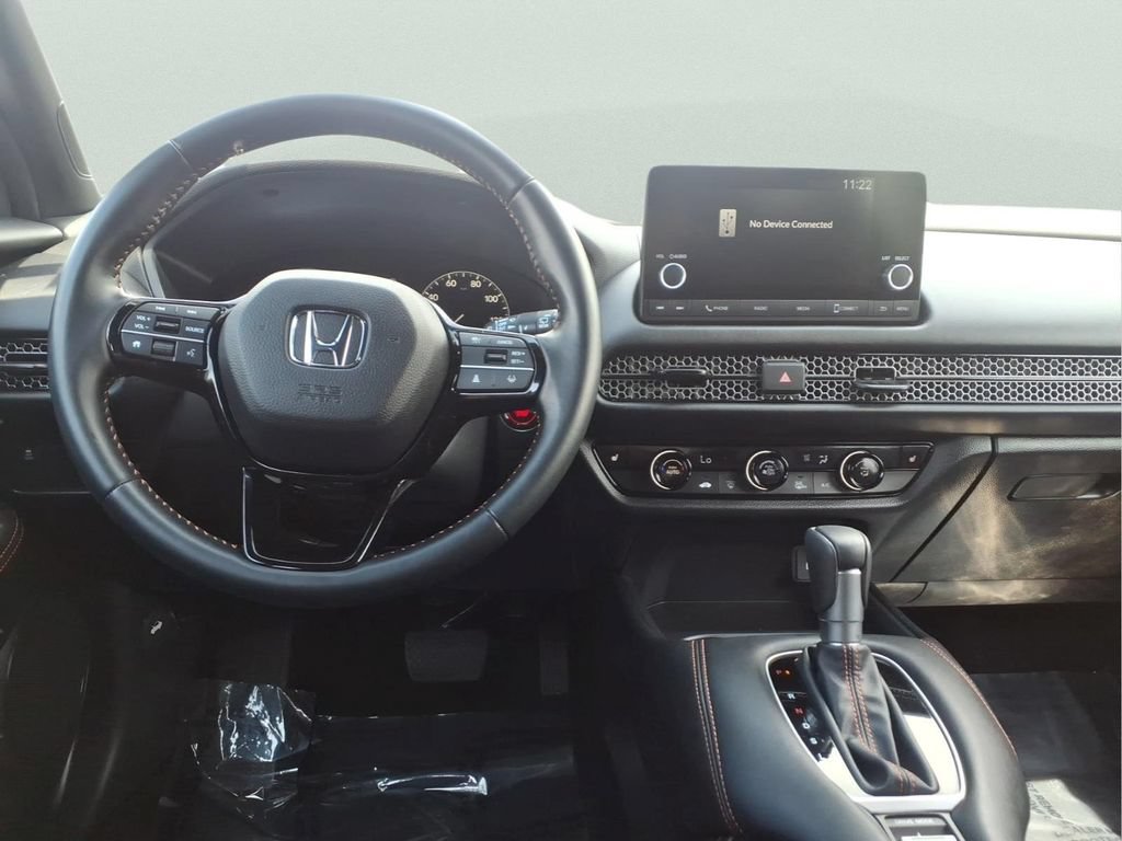 Used 2025 Honda HR-V Sport image 14