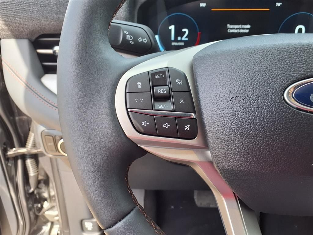 New 2026 Ford Explorer Active w/ Active Comfort Package RWD image 13
