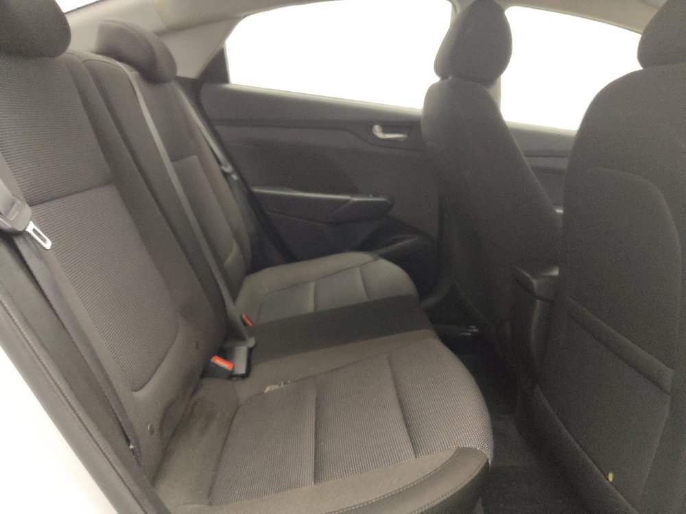 Used 2022 Hyundai Accent SEL FWD image 19