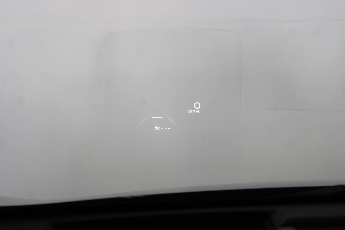 Used 2023 Nissan Ariya FWD image 28