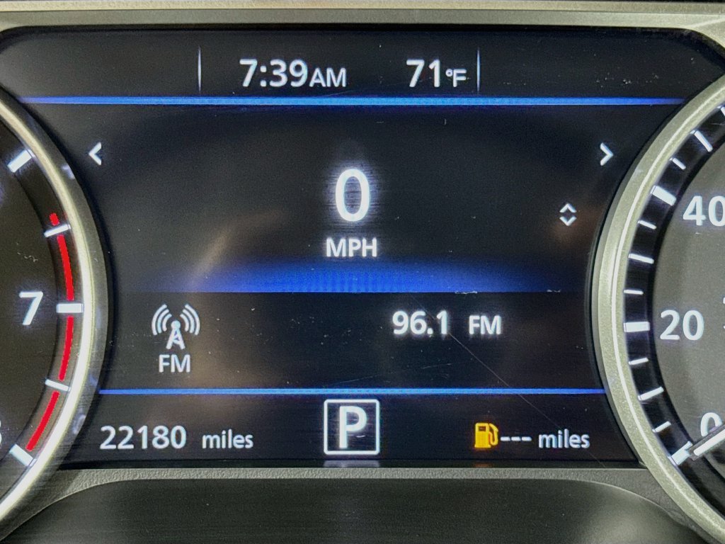 Used 2024 Nissan Sentra SR w/ SR Premium Package FWD image 30
