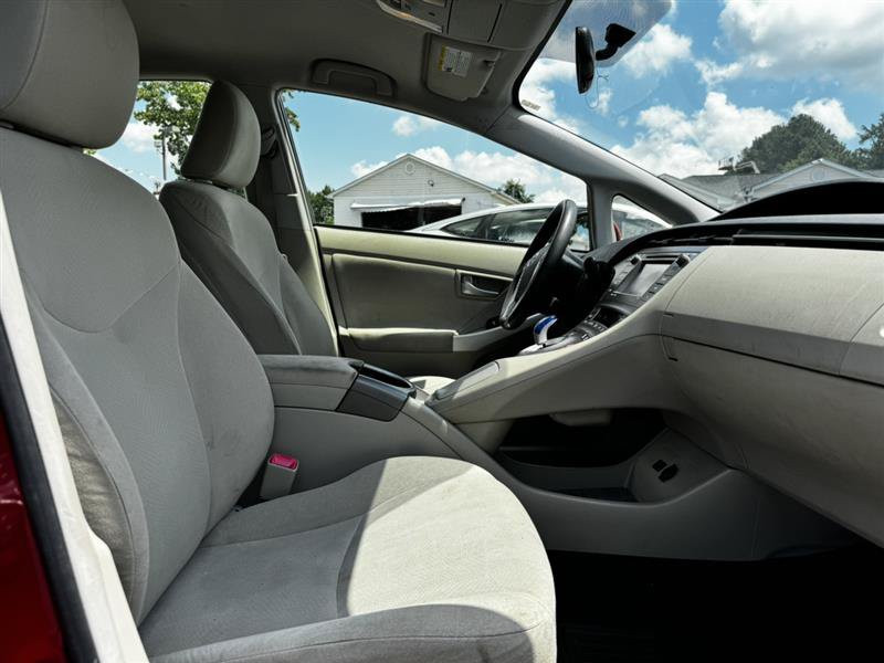 Used 2012 Toyota Prius Three FWD image 13