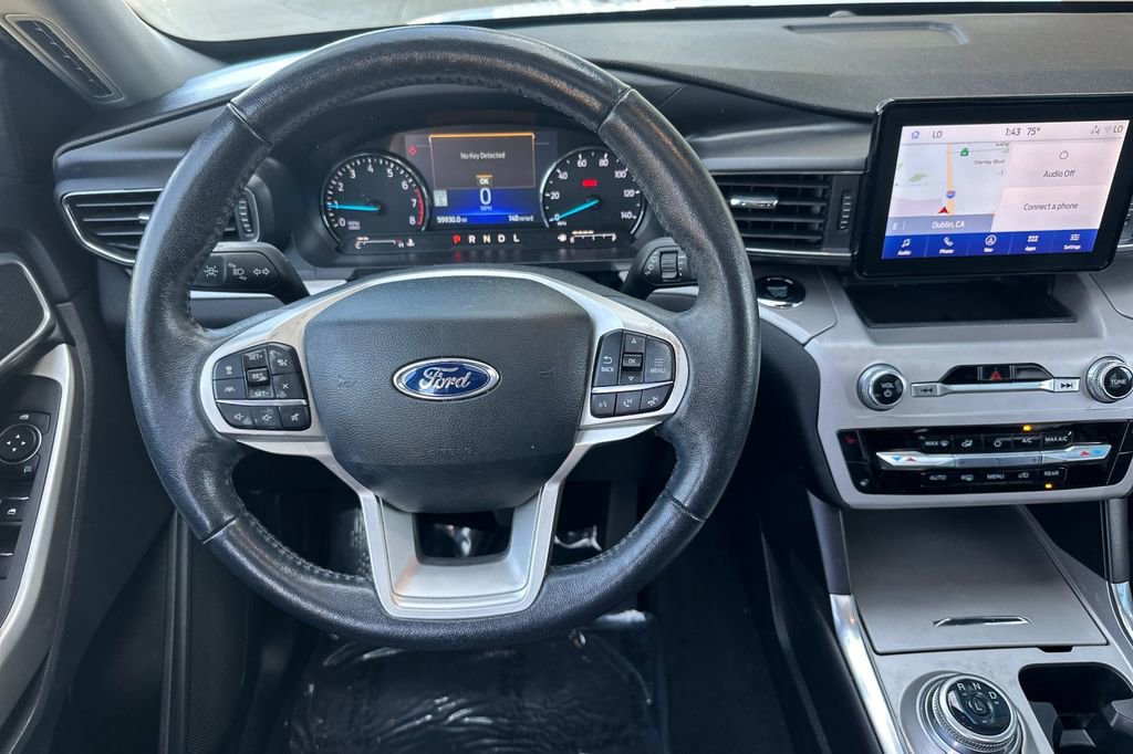 Used 2023 Ford Explorer XLT w/ Equipment Group 202A image 14