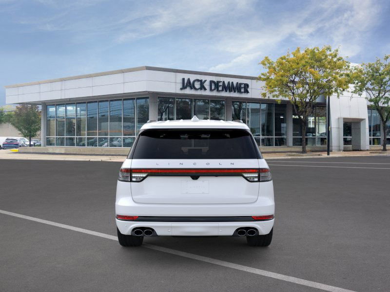 New 2026 Lincoln Aviator Reserve w/ Jet Appearance Package image 5
