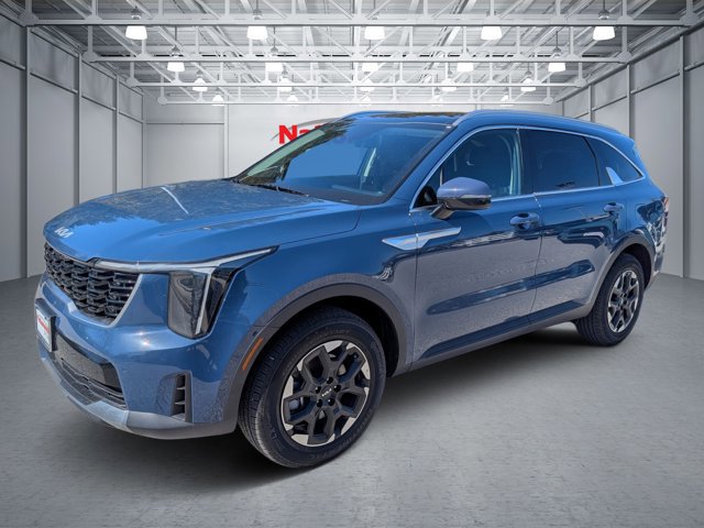 Certified 2025 Kia Sorento S w/ Panoramic Sunroof Package image 1