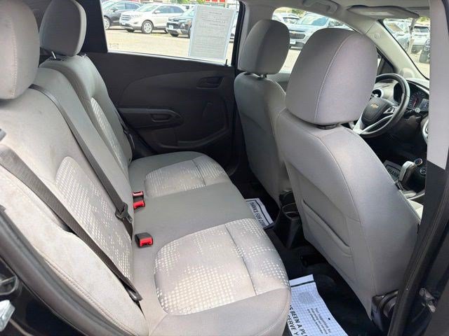 Used 2020 Chevrolet Sonic LT FWD image 17