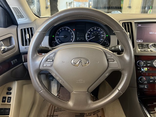 Used 2014 INFINITI Q60 Convertible w/ Premium Package RWD image 33
