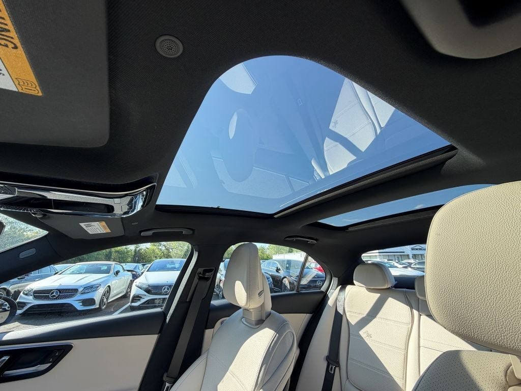 Used 2024 Mercedes-Benz C 300 4MATIC Sedan image 12