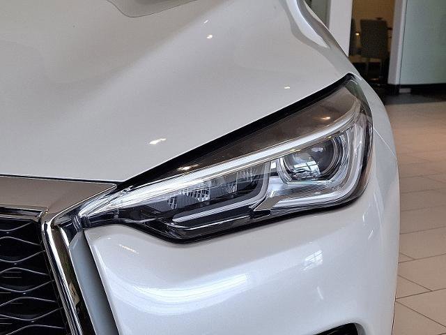 Certified 2019 INFINITI QX50 Luxe w/ Navigation Package image 9