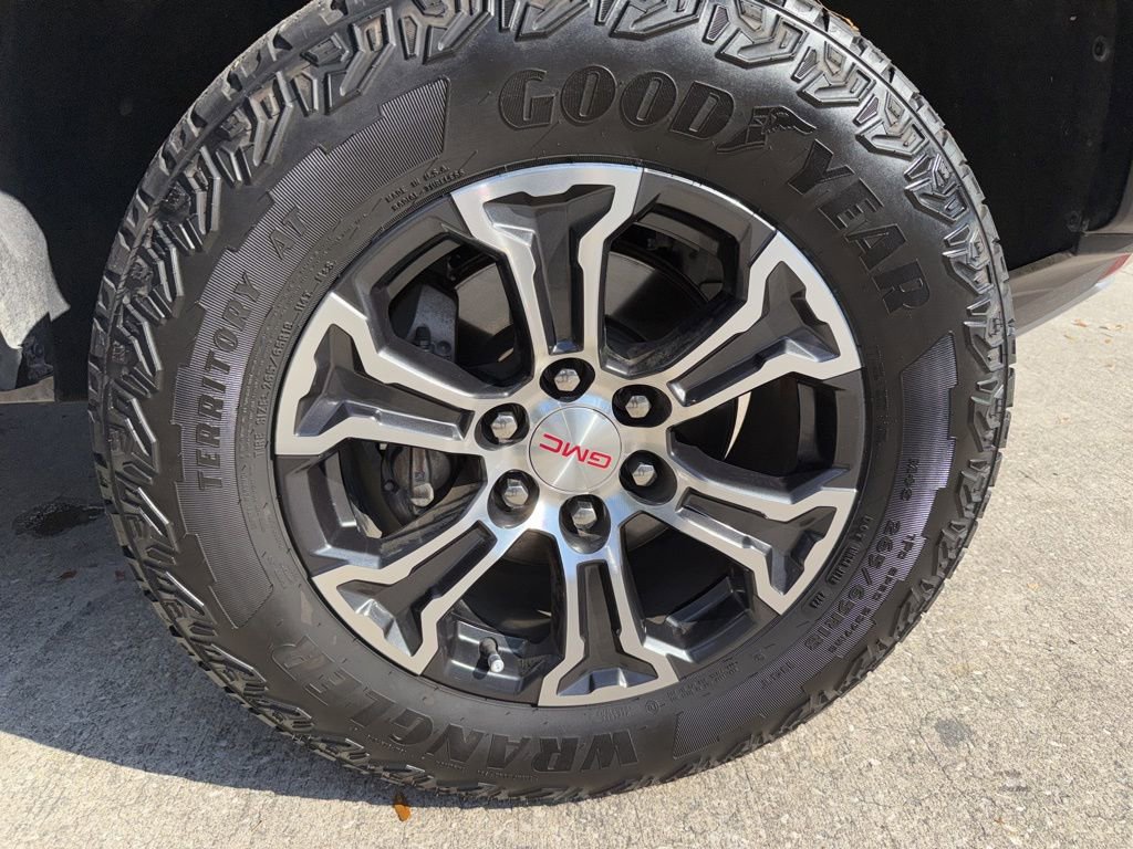 Used 2023 GMC Canyon AT4 w/ AT4 Premium Package image 45