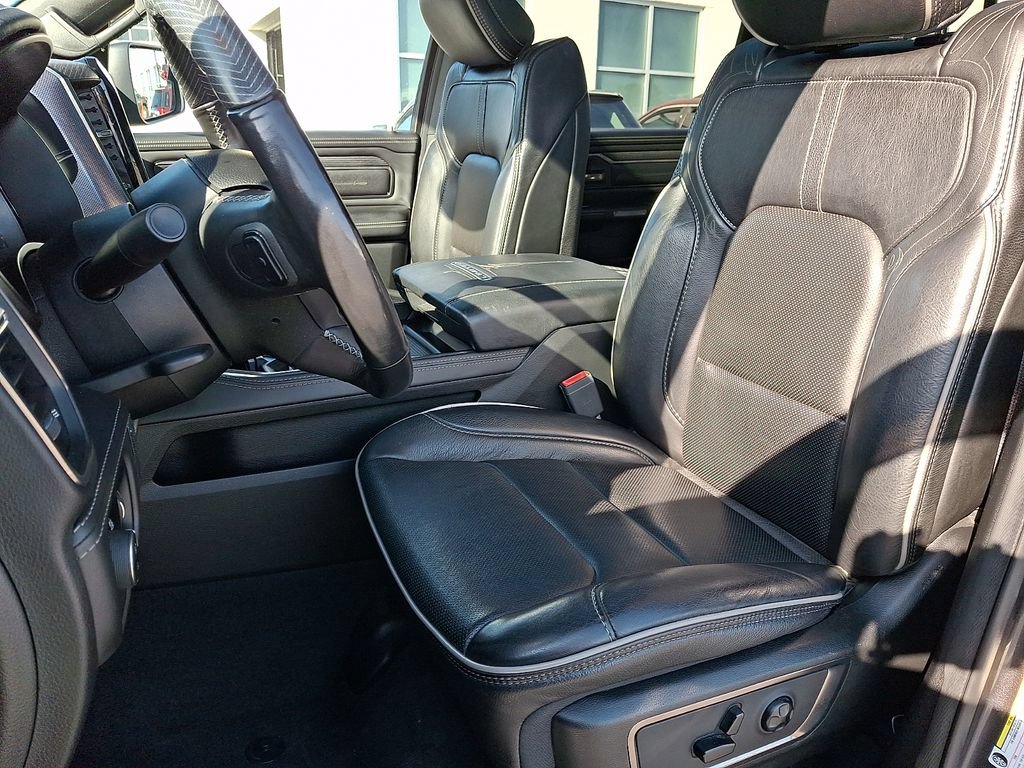 Used 2019 RAM 1500 Limited AWD/4WD image 16
