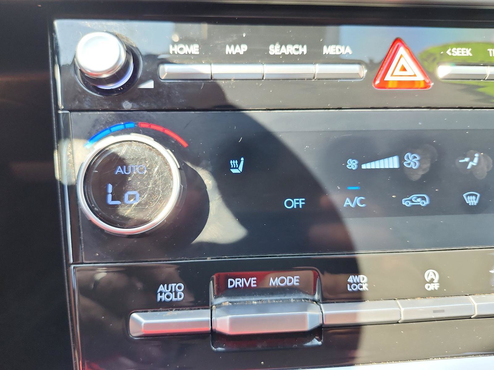 Used 2024 Hyundai Santa Fe XRT AWD/4WD image 19