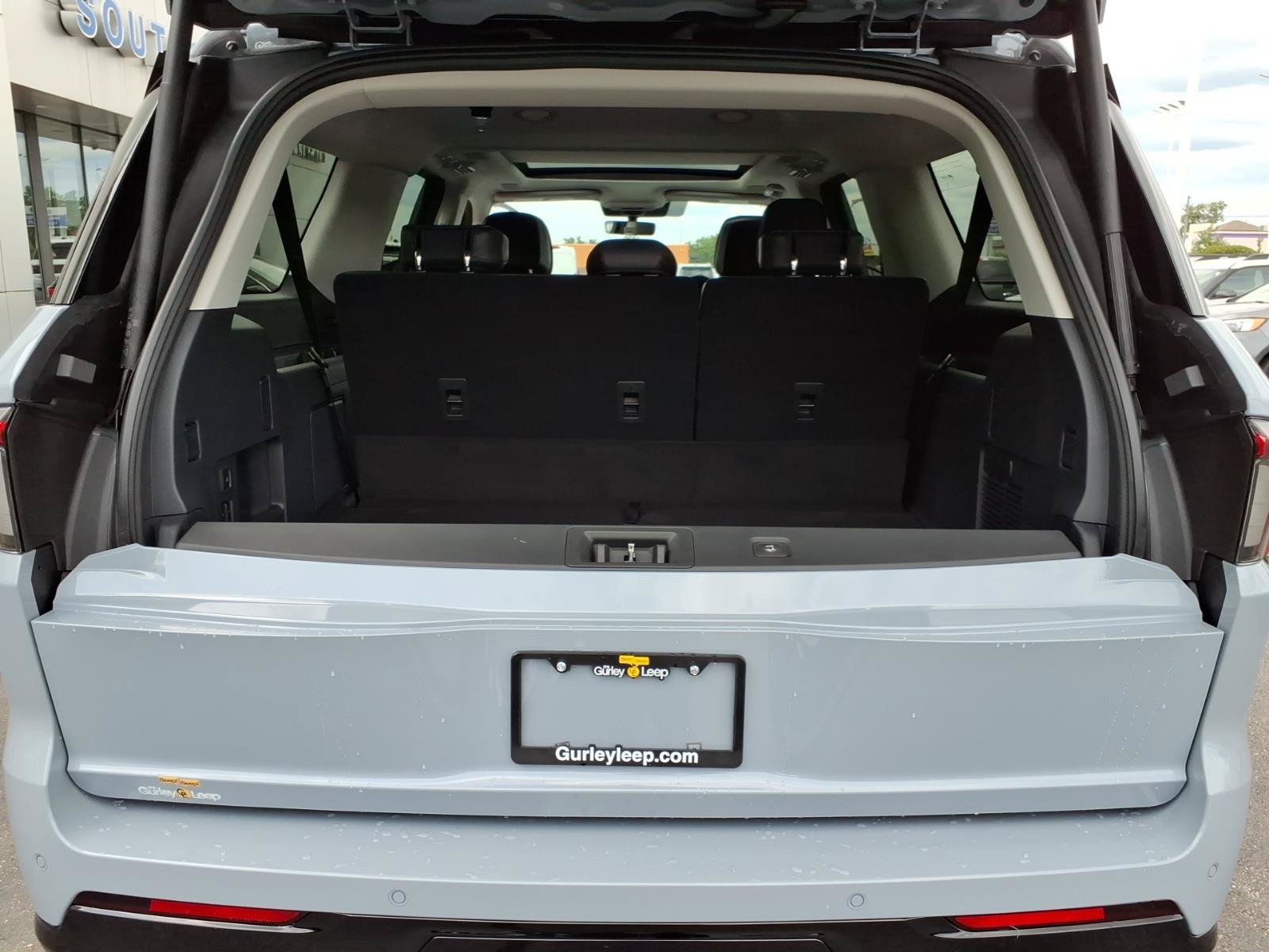 New 2027 Lincoln Navigator L Reserve AWD/4WD image 13