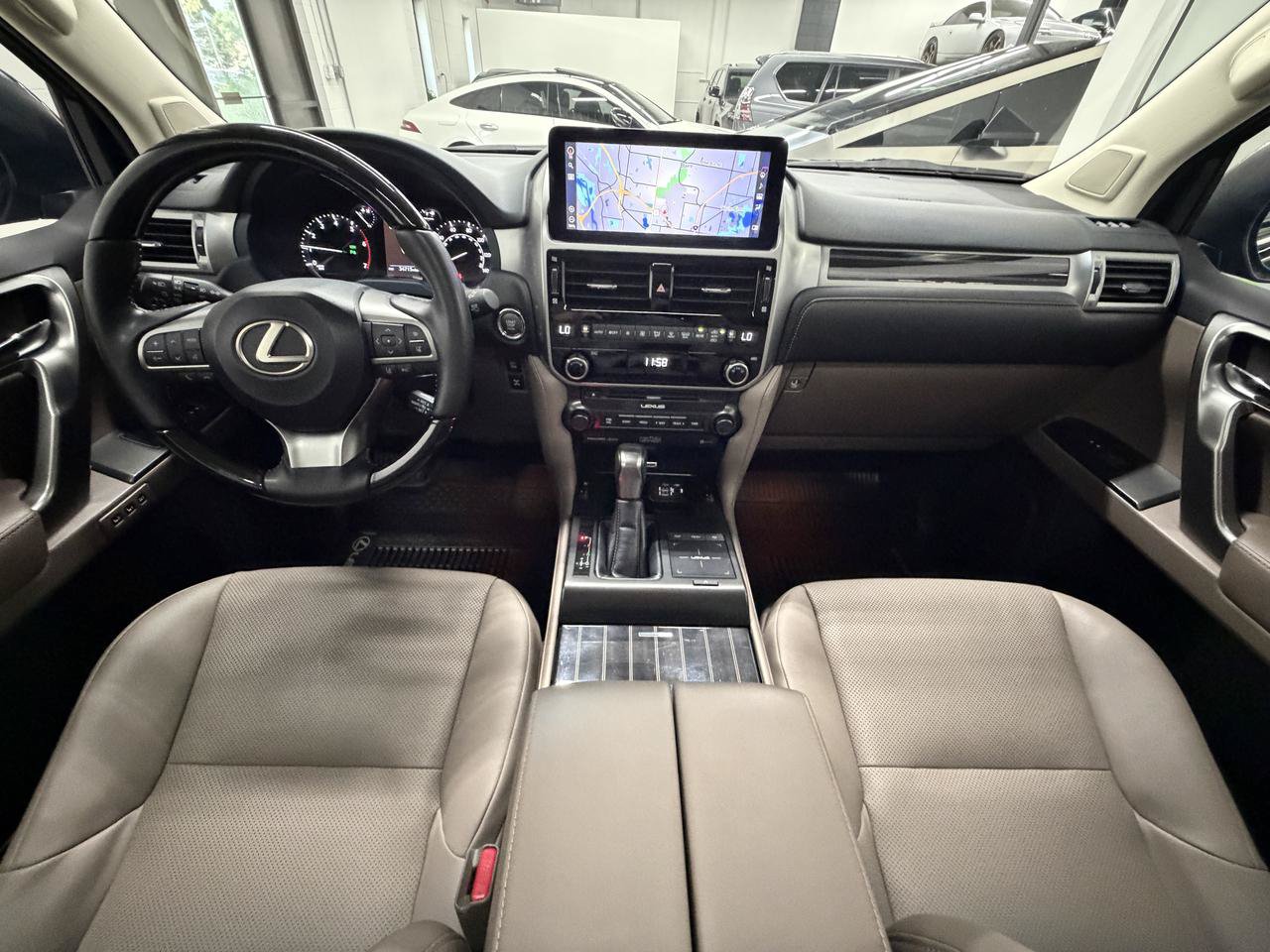 Used 2023 Lexus GX 460 Premium AWD/4WD image 14