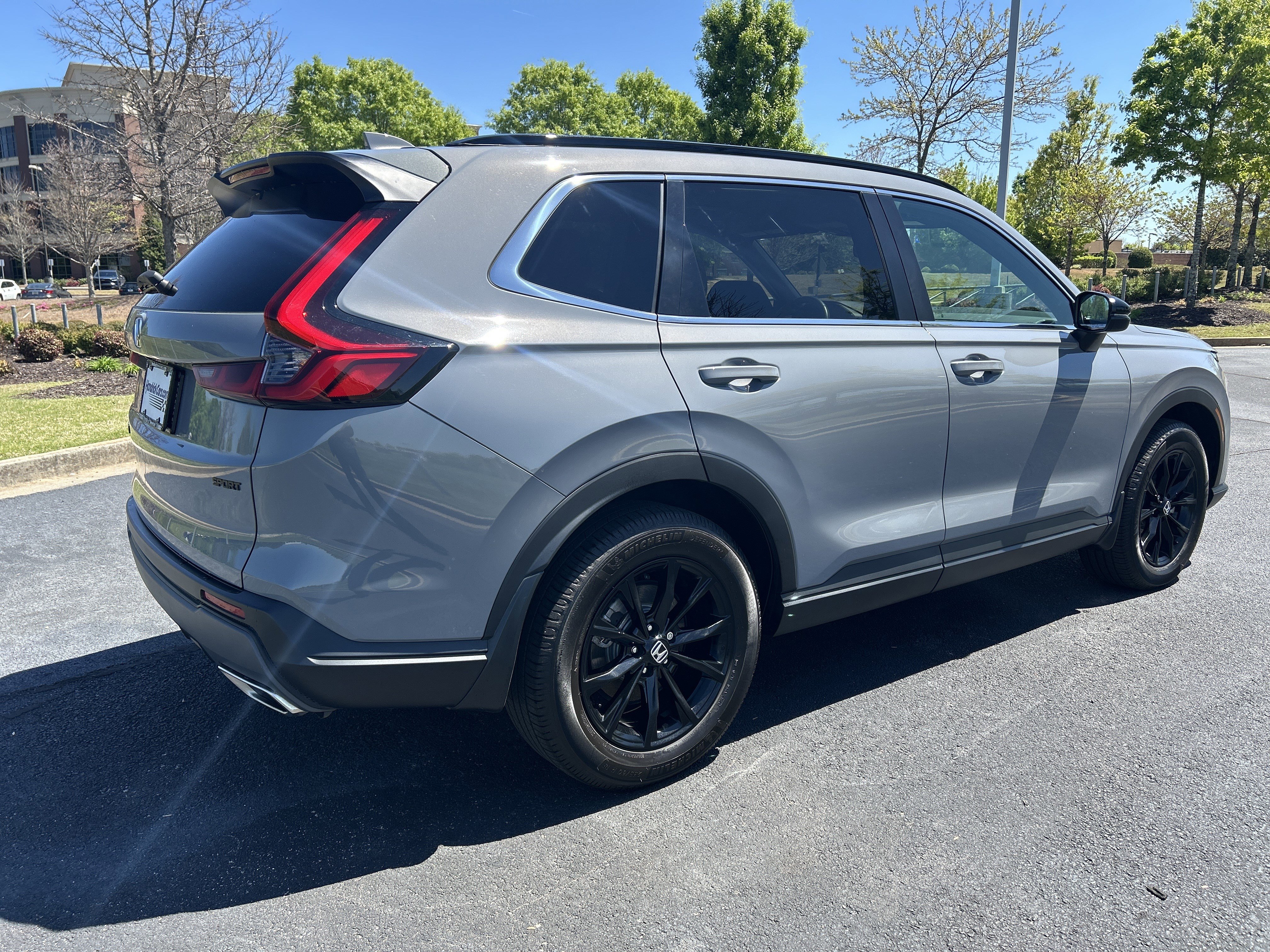 Certified 2025 Honda CR-V Sport image 9