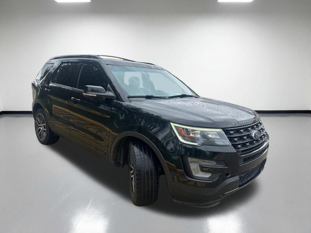 Used 2016 Ford Explorer Sport w/ Equipment Group 401A AWD/4WD image 2