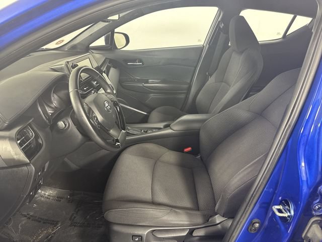 Used 2018 Toyota C-HR XLE FWD image 18