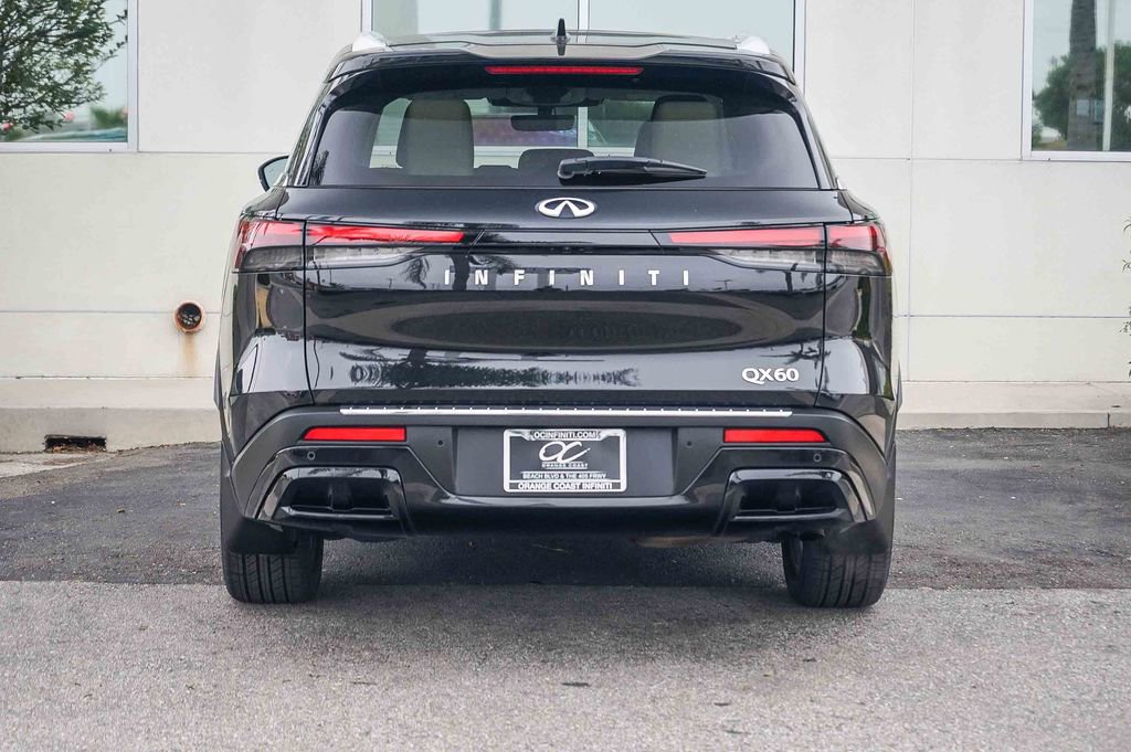 Certified 2023 INFINITI QX60 Luxe w/ Cargo Package image 5