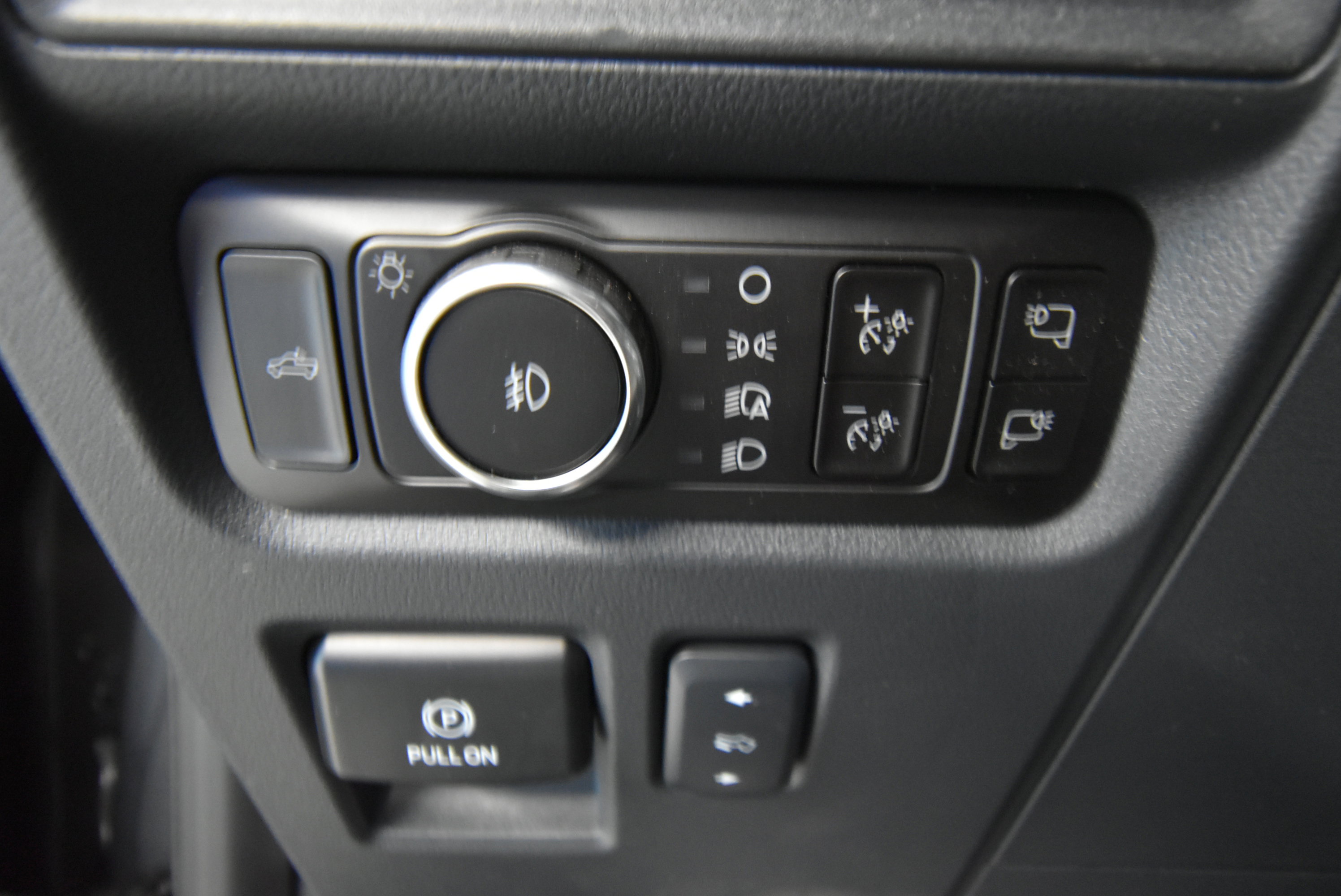 New 2025 Ford F150 Tremor w/ Equipment Group 402A High image 7