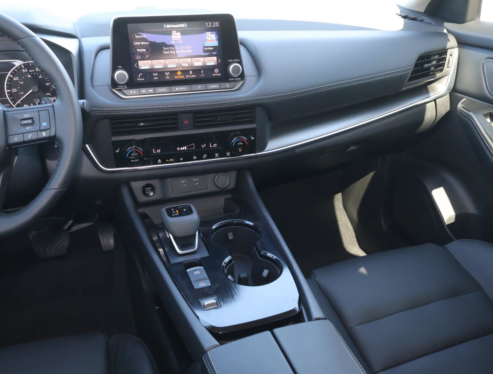 Used 2026 Nissan Rogue Dark Armor FWD image 11