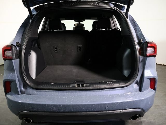 Used 2023 Ford Escape ST-Line w/ Tech Pack #1 AWD/4WD image 28