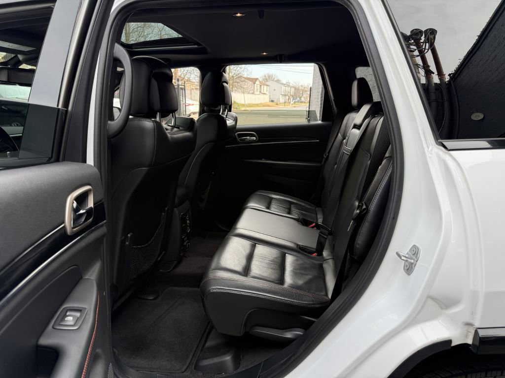 Used 2016 Jeep Grand Cherokee Limited 75th Anniversary image 17