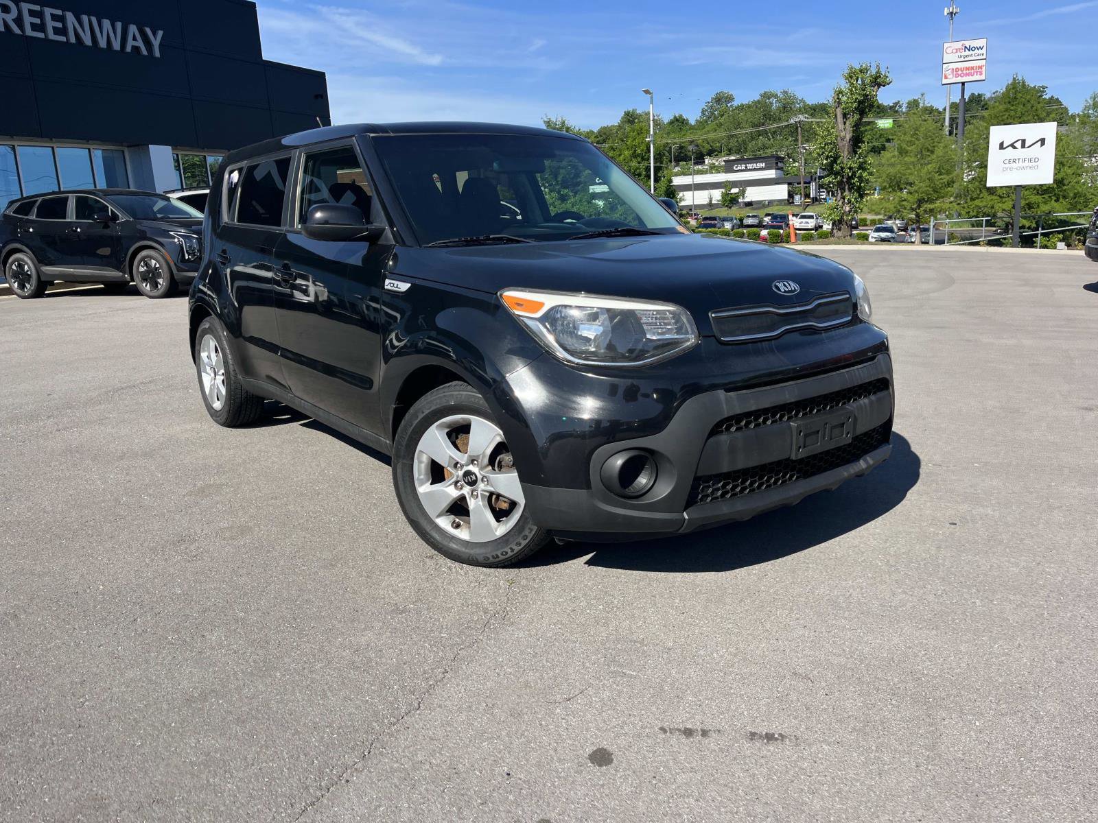 Used 2017 Kia Soul FWD image 1