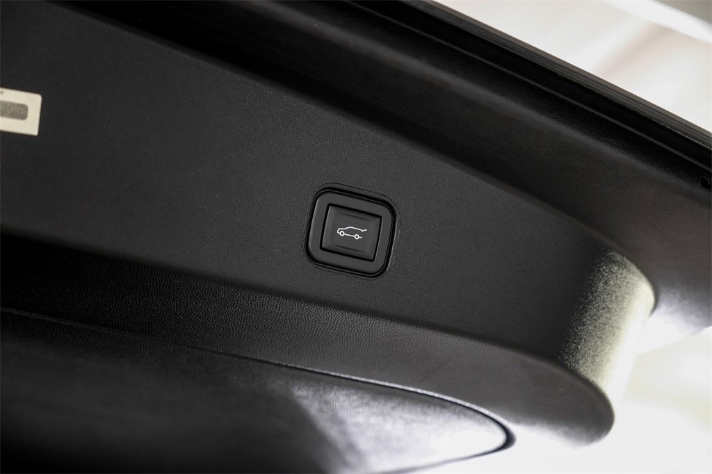 Used 2024 Cadillac Lyriq Tech image 56