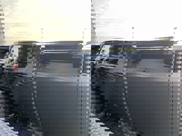 New 2024 Chevrolet Low Cab Forward 5500XG RWD image 28