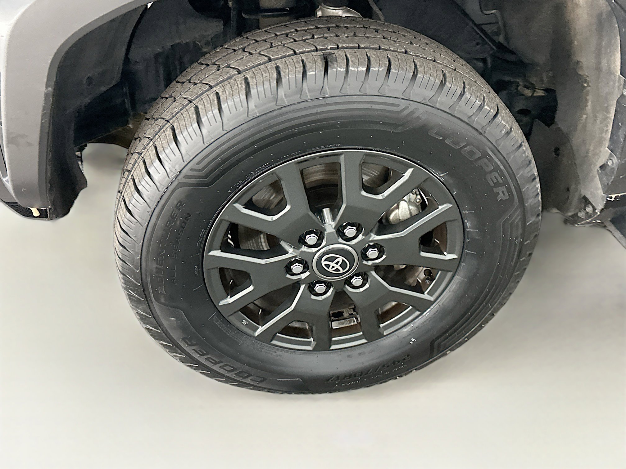 Used 2025 Toyota 4Runner SR5 image 11