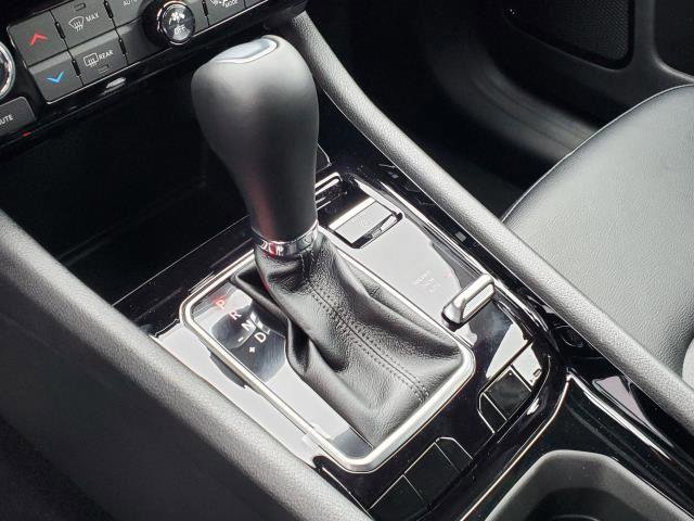 New 2026 Jeep Compass Limited image 16