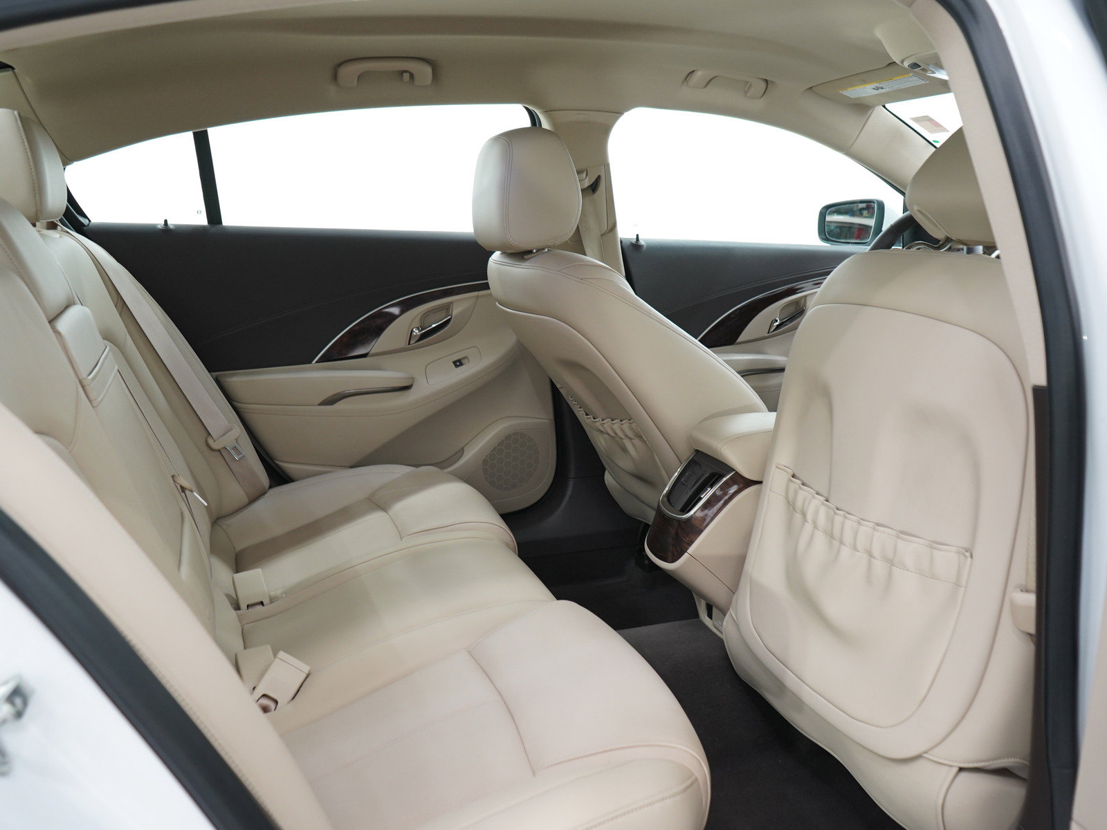 Used 2015 Buick LaCrosse Premium w/ Driver Confidence Package #1 FWD image 12