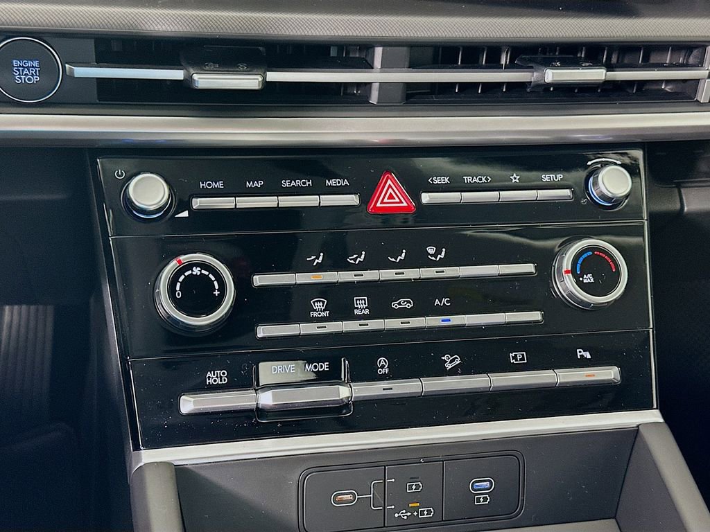 New 2026 Hyundai Santa Fe SE image 13