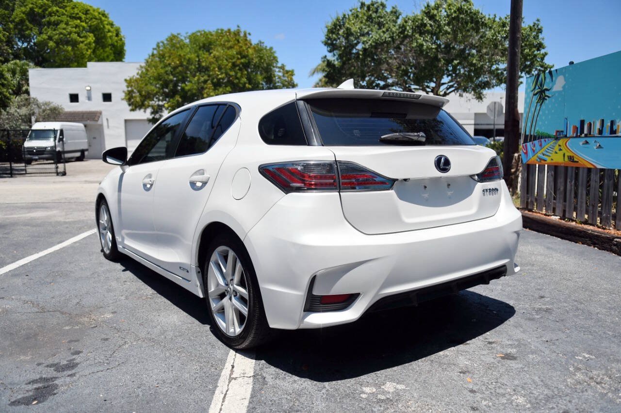 Used 2015 Lexus CT 200h FWD image 12