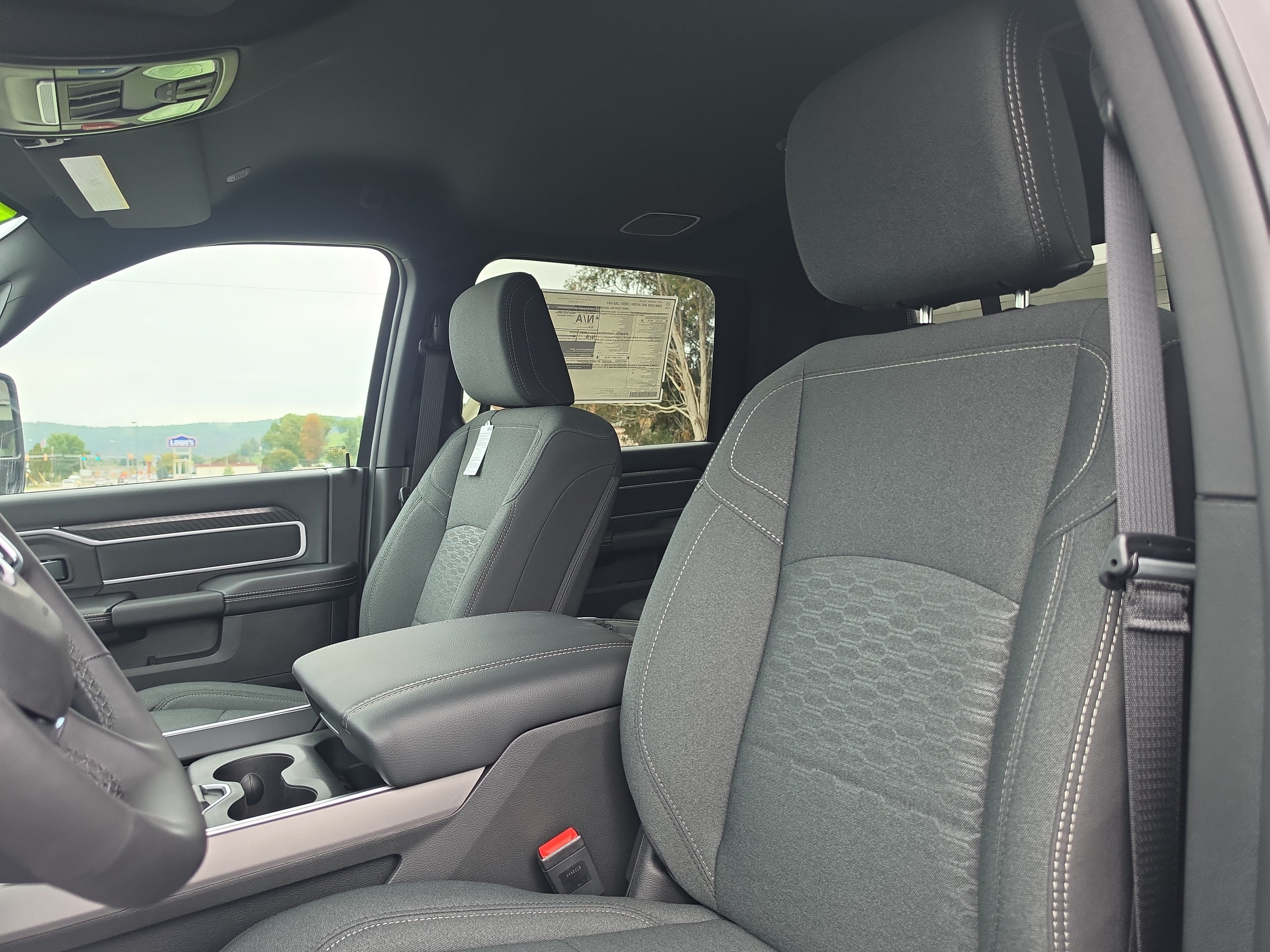 New 2027 RAM 2500 Big Horn AWD/4WD image 13