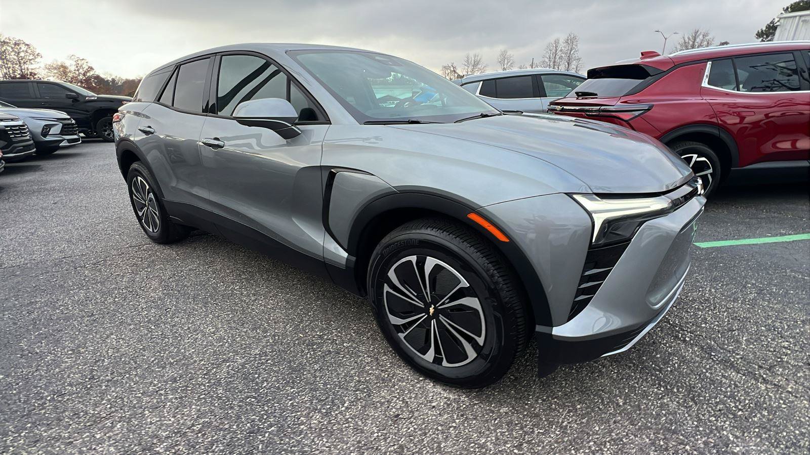 New 2026 Chevrolet Blazer EV LT AWD/4WD image 3