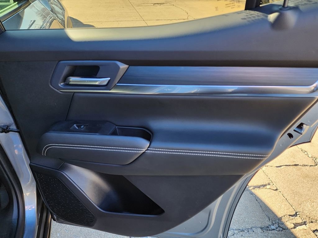 New 2026 GMC Terrain Elevation w/ Elevation Premium Package AWD/4WD image 38