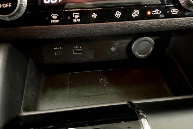 Used 2024 Mitsubishi Outlander SE image 33