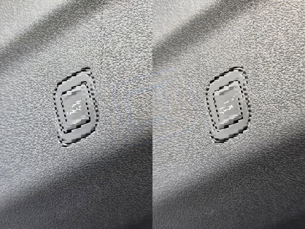 New 2026 Cadillac Escalade Luxury w/ LPO, Floor Liner Package image 34