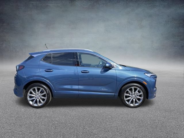 Used 2024 Buick Encore GX Avenir w/ Avenir Technology Package FWD image 5